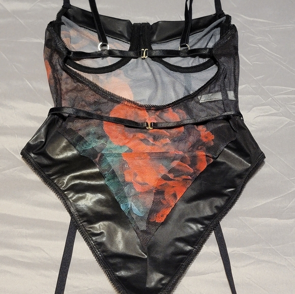 Black Floral Mesh Teddy Bodysuit Lingerie Small Medium - Picture 4 of 8